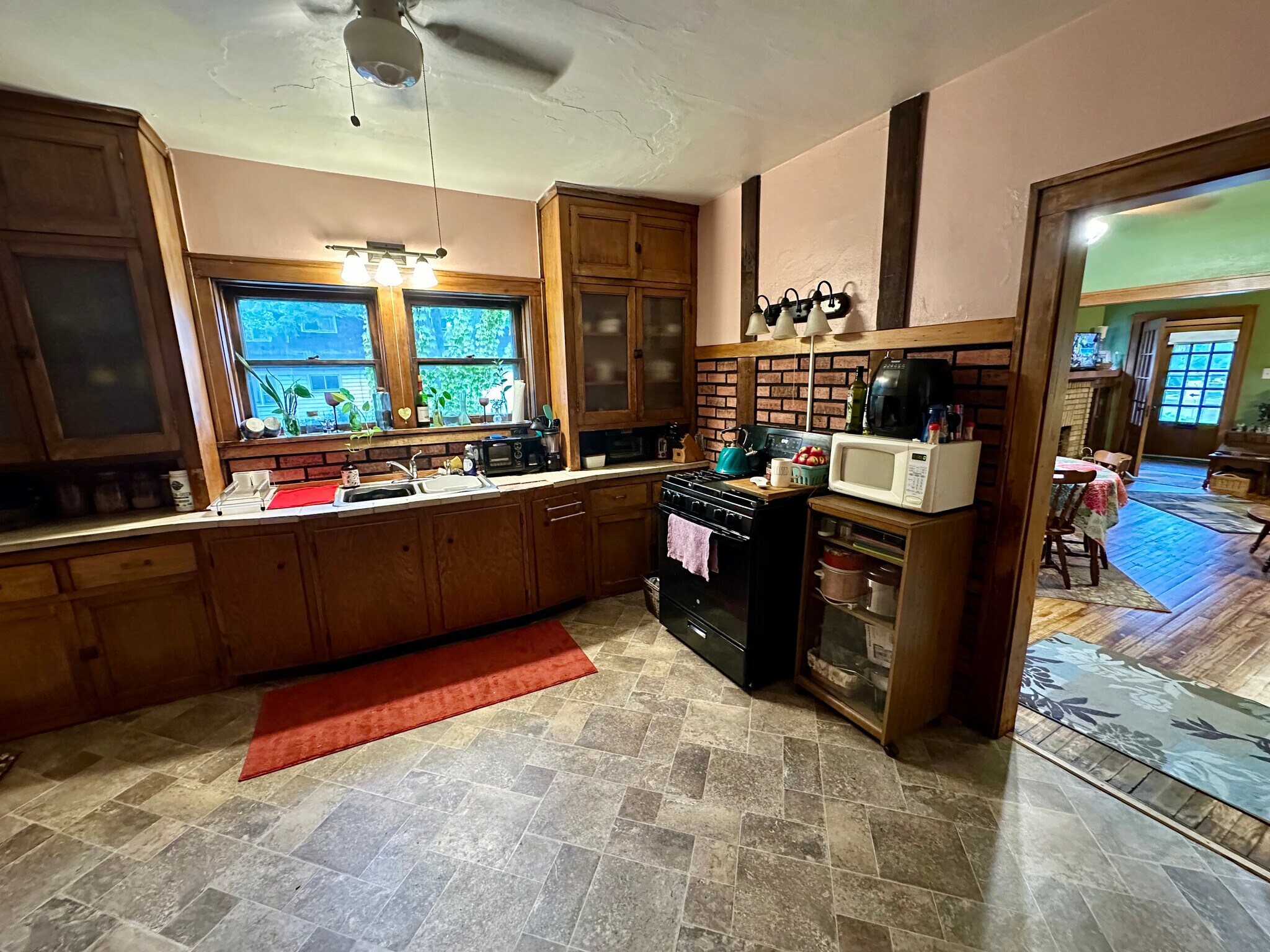 Building Photo - 2777 N 48th St