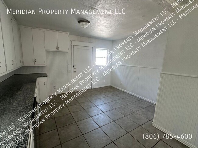 Building Photo - 2426 31st St