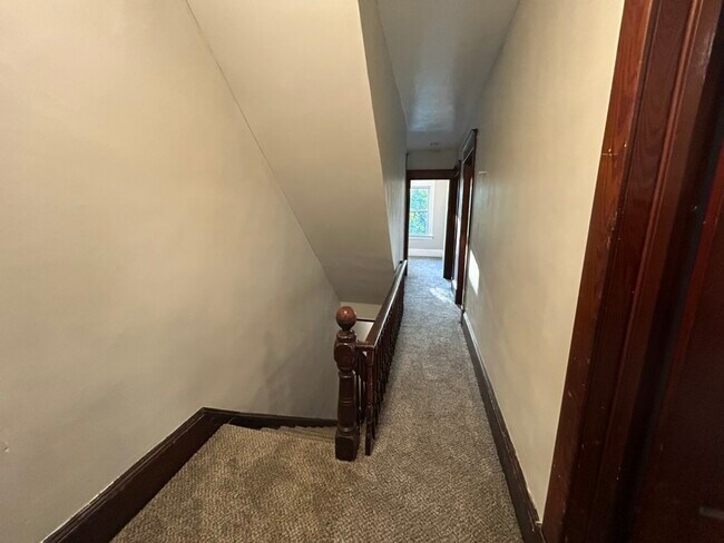 Building Photo - 10 Scammell Ave
