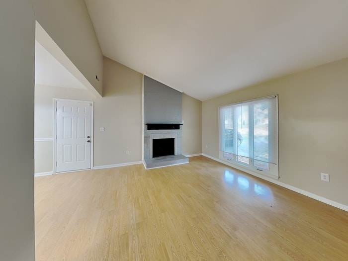Building Photo - 6900 Duncroft Ln