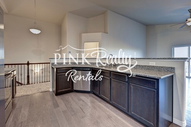 Building Photo - 10716 Ridgepole Dr