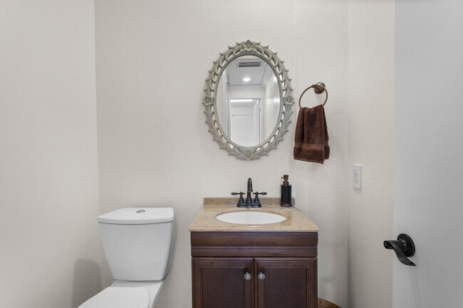 Building Photo - 74629 Lavender Way