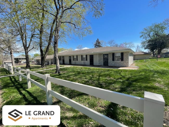 Primary Photo - Your New Apartment Awaits at Le Grand Apar...