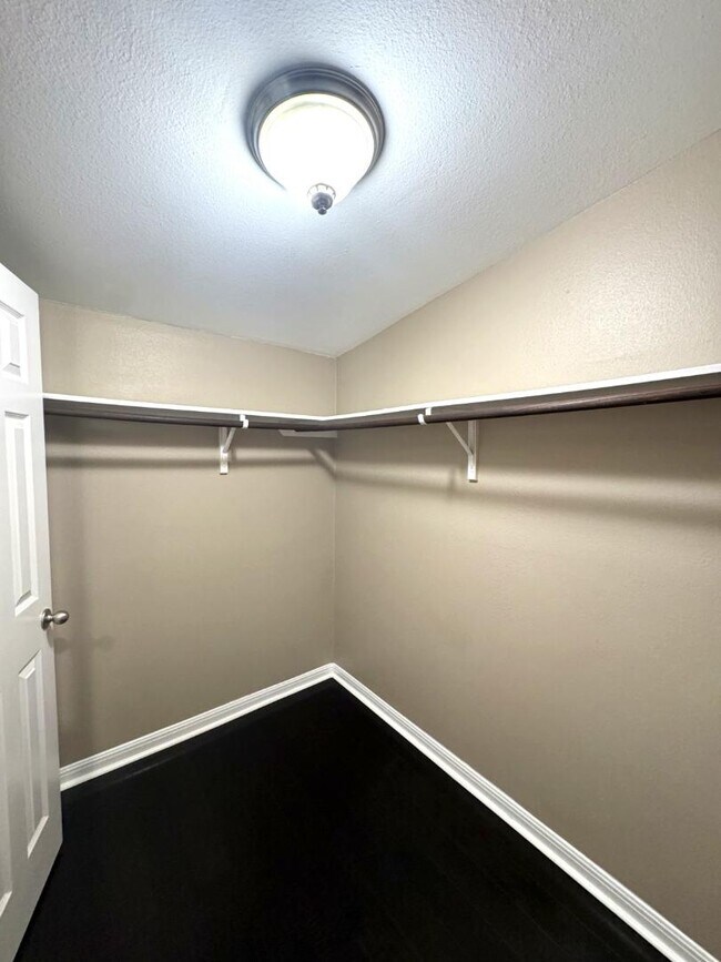Building Photo - 5410 Downs Dr