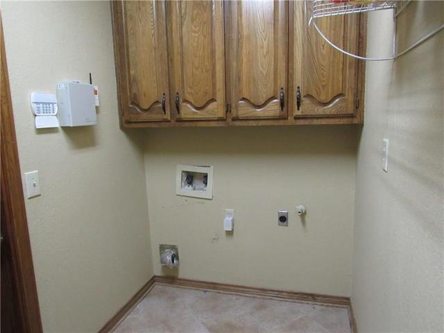 Building Photo - 6711 Lovington Dr