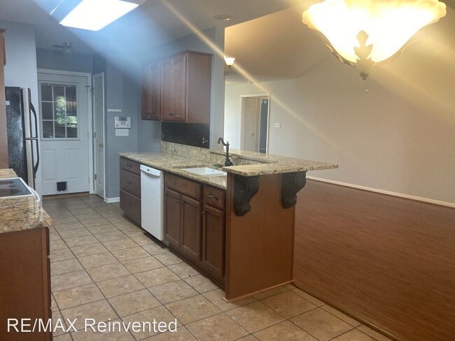 Building Photo - 2 br, 2 bath House - 255 Hudson Trace