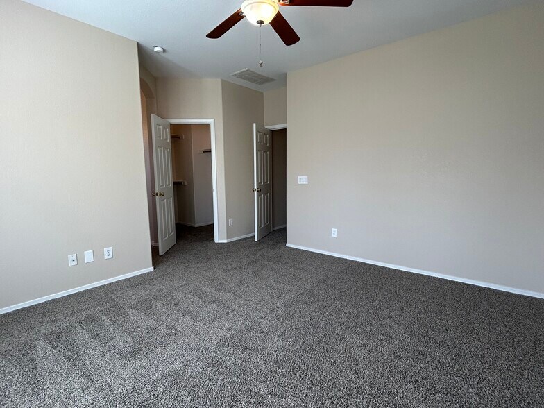 Building Photo - 3783 E Woodside Way