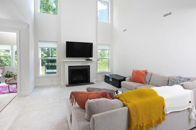 Building Photo - Gorgeous Garner Home with Primary on Main ...