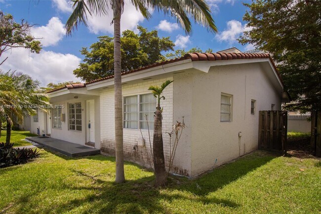 Building Photo - 9443 SW 174th St