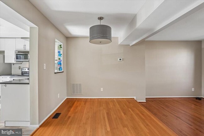 Building Photo - 3 Cinzano Ct