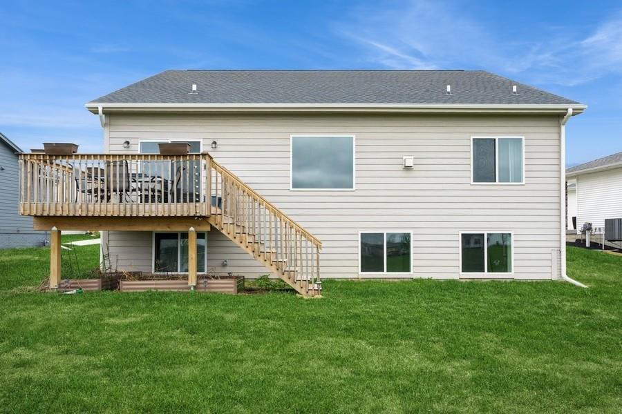 Building Photo - 6635 NE 9th Ct