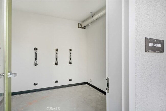 Building Photo - 4127 E Cir Paseo