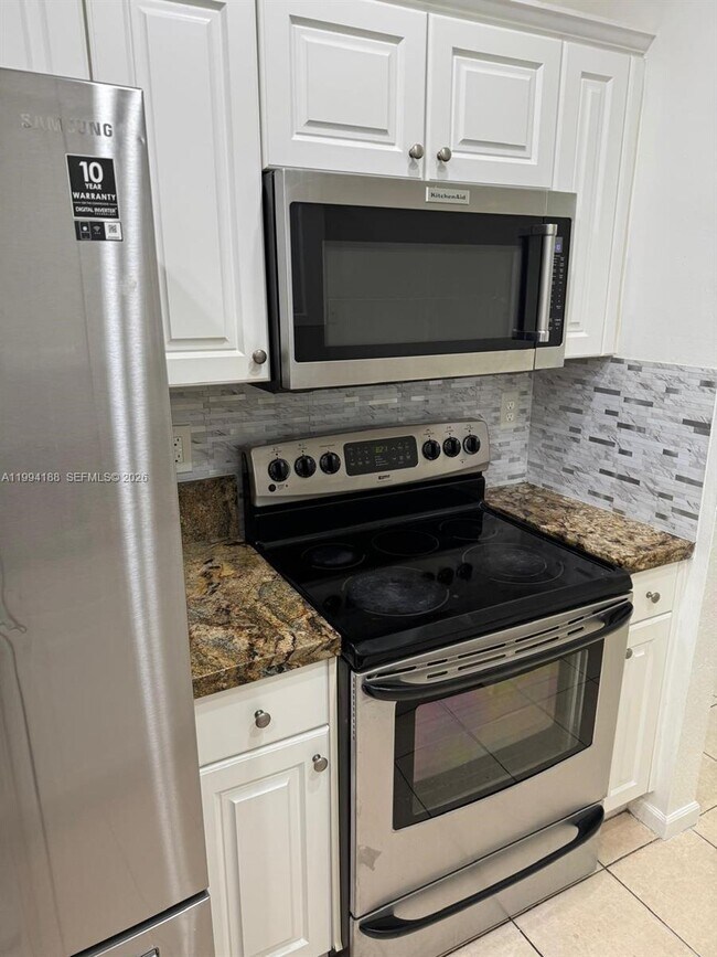 Building Photo - 650 NW 170th Terrace