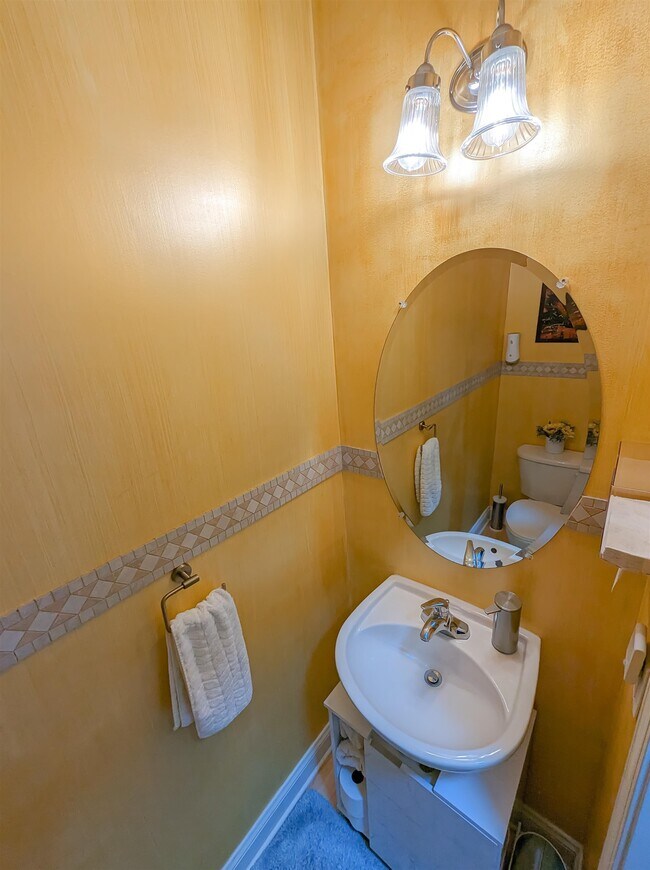 Building Photo - 47 Mallard Pl