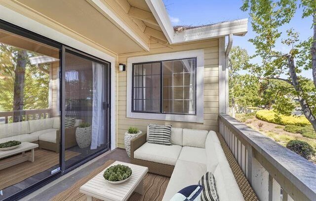 Building Photo - 206 Devonwood