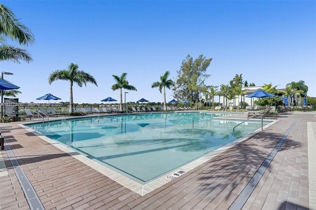 Building Photo - 268 NE 210th Way