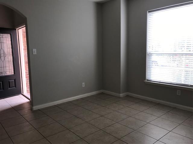 Building Photo - 1817 Mesquite Ln