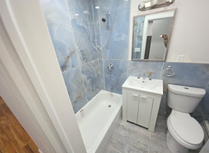 Building Photo - 1611 Research Ave