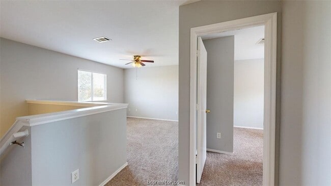 Building Photo - 15214 Meredith Ln