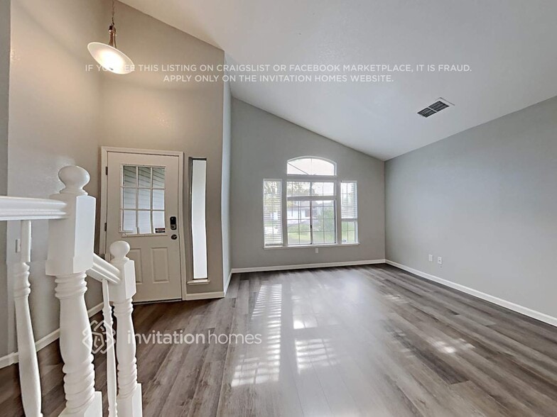 Building Photo - 4229 Gold Ridge Way
