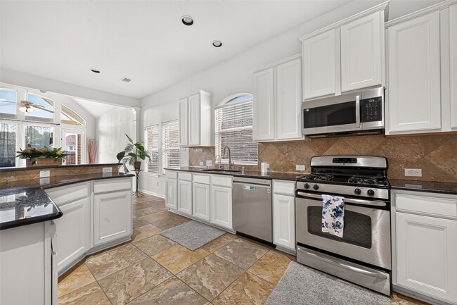 Building Photo - 26710 Bellwood Pines Dr