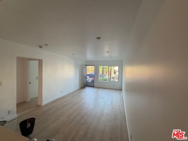 Building Photo - 2106 Pisani Pl