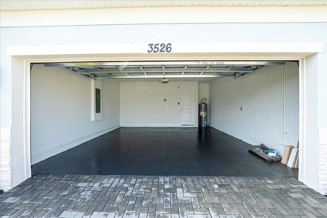 Building Photo - 3526 Angler Dr