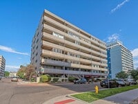 Building Photo - Condo 1Bed 1Bath - Long Realty and Property Management