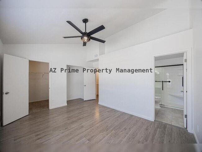 Building Photo - 7801 N 44th Dr