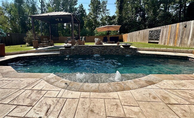 Building Photo - 9102 Rolling Rapids Rd