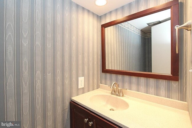 Building Photo - 2354 Wheystone Ct