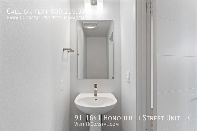 Building Photo - 91-1641-1641 Honouliuli St