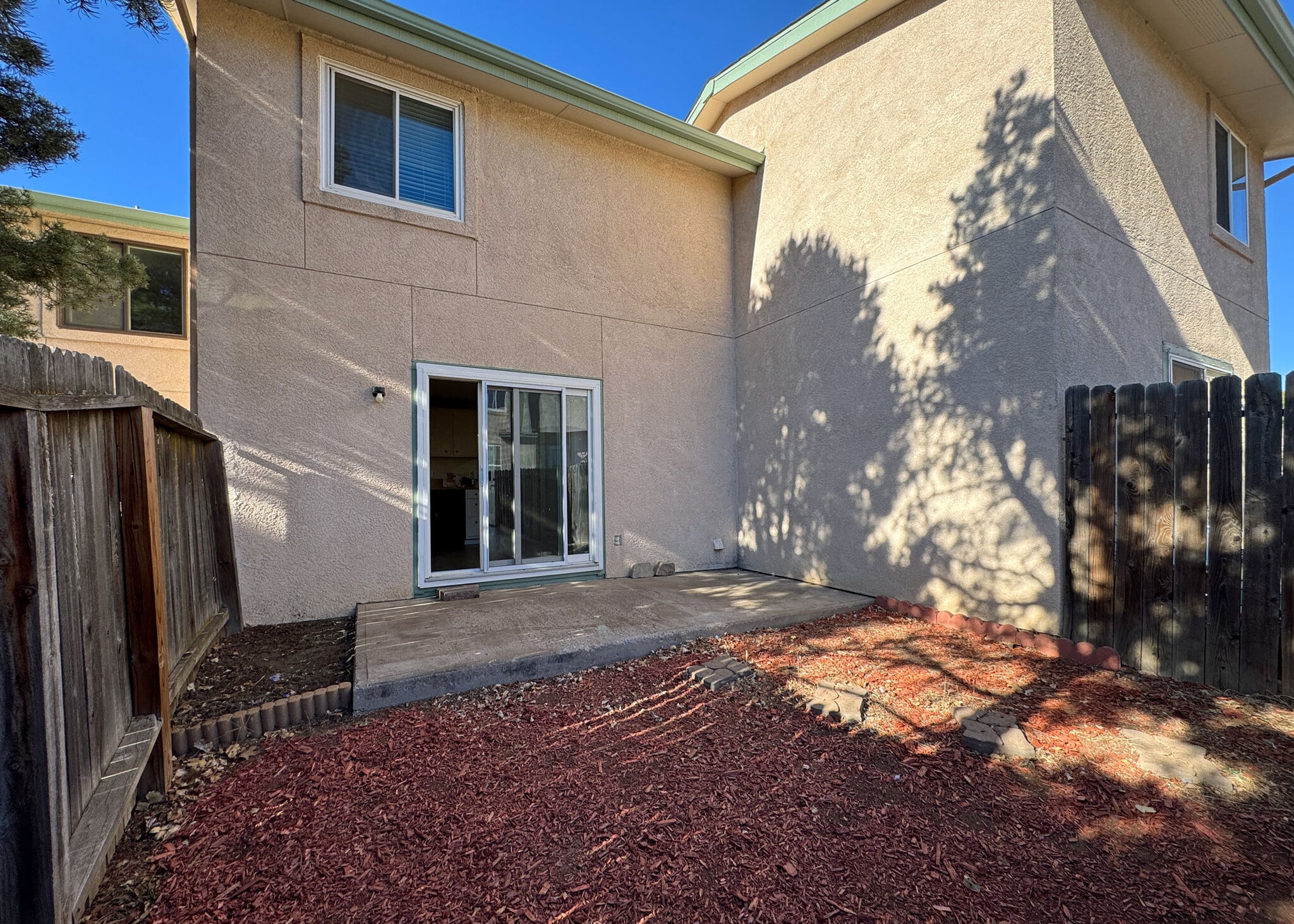 Building Photo - 1118 Darby St