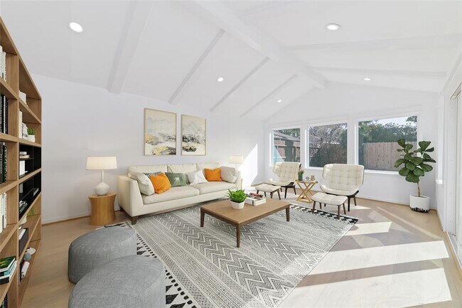 Building Photo - 10819 Candlewood Dr