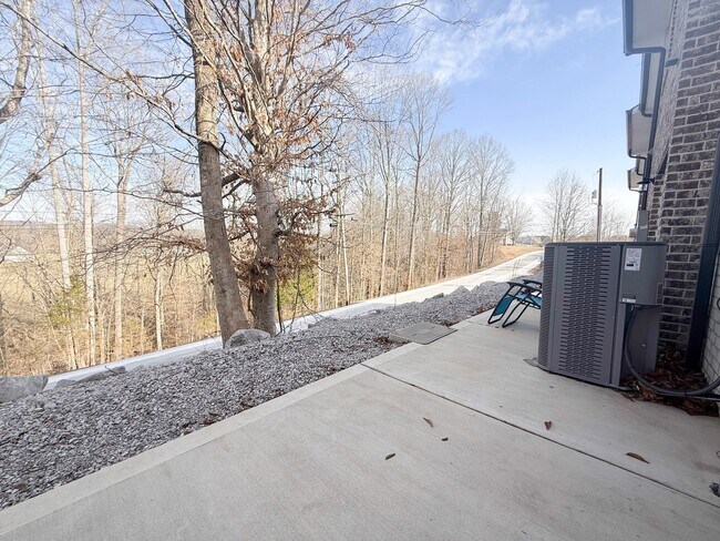 Building Photo - 5200 Oak Pt Ct