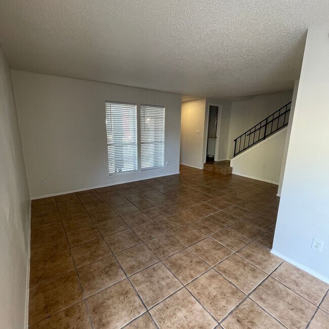 Building Photo - 1705 Coronado Hills Dr