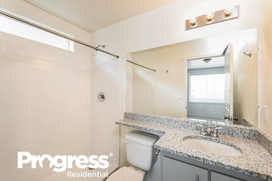 Building Photo - 4735 N Tower Dr