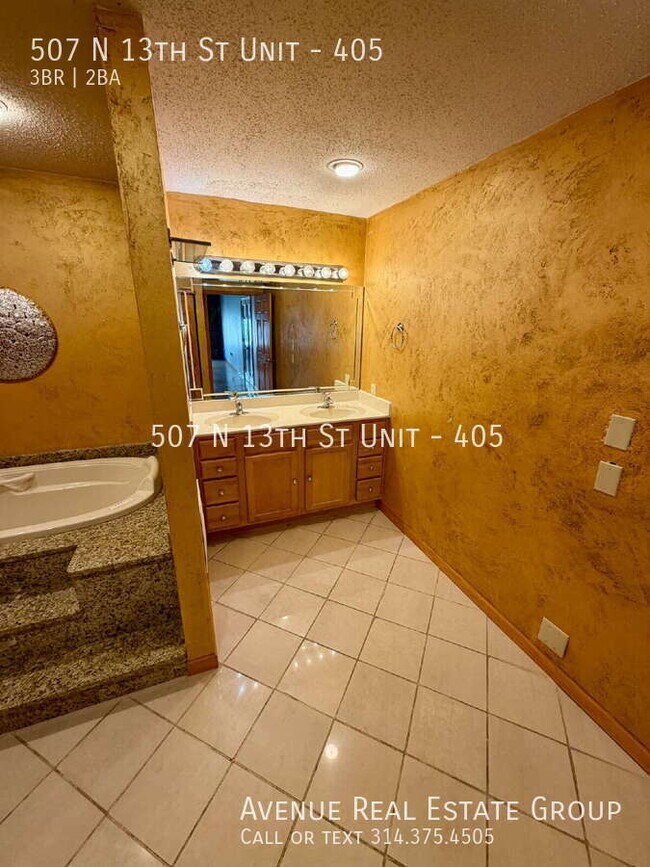 Building Photo - 507 N 13th St