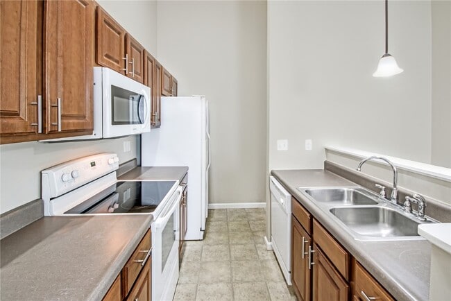 Building Photo - 139 Stonewall Creek Dr