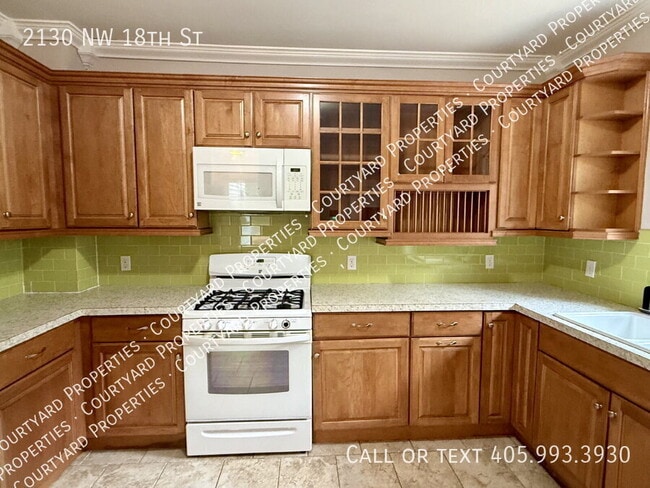 Building Photo - 2130 NW 18th St