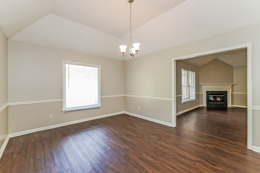 Building Photo - 482 Sanga Cir W