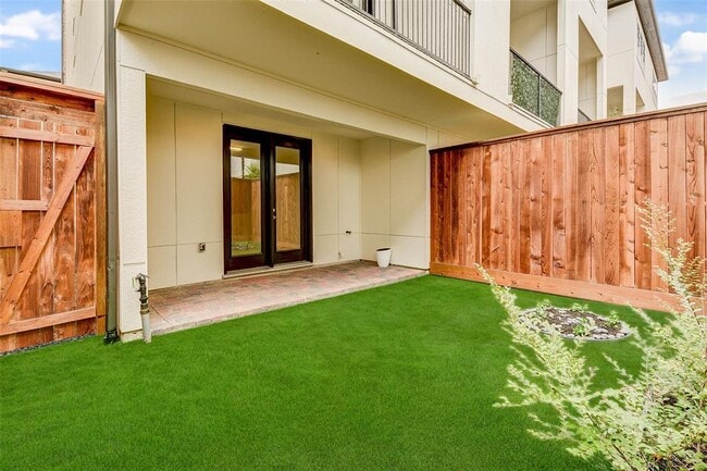 Building Photo - 2724 Dolce Oaks Dr