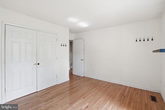 Building Photo - 2916 Cantania Pl