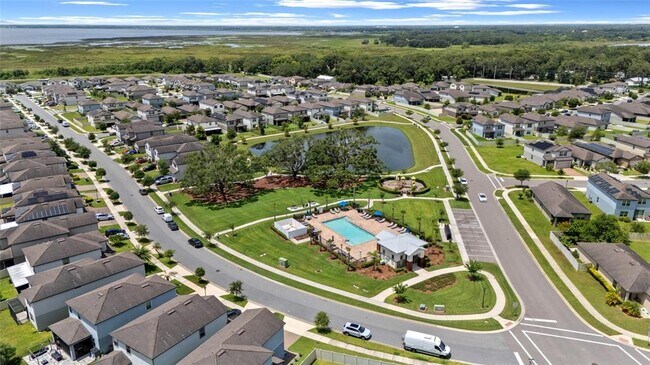 Building Photo - 2880 E Lake Pointe Dr