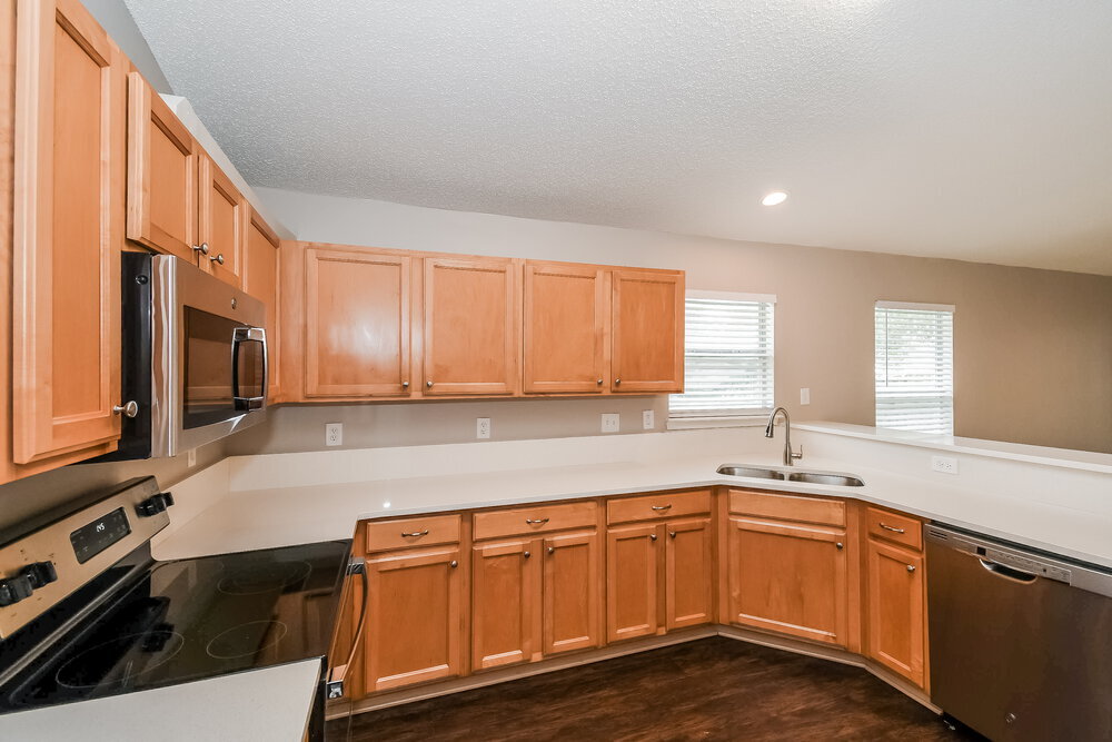 Building Photo - 228 Prince Phillip Dr