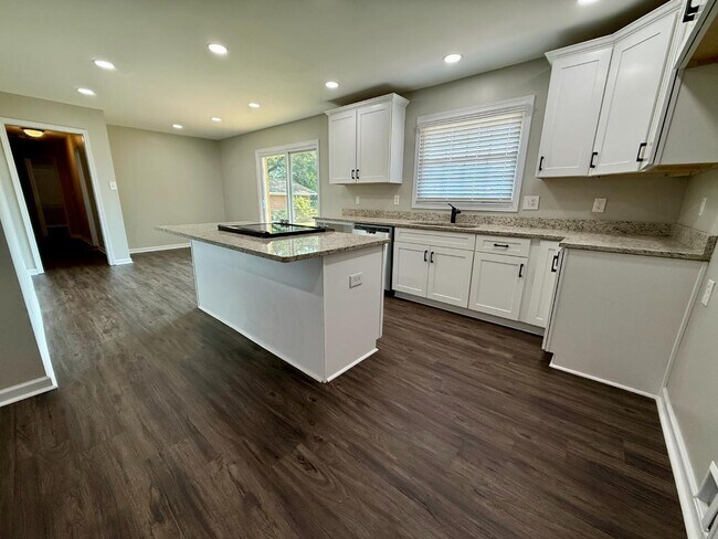 Building Photo - 3311 Mcdow Ave NW