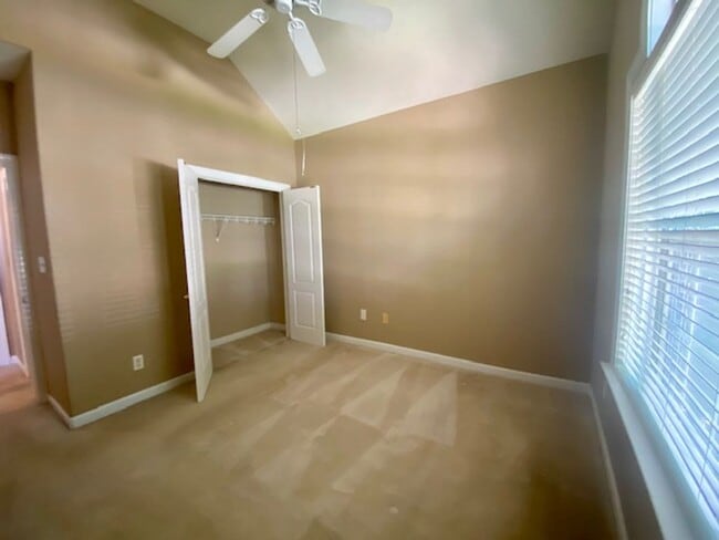 Building Photo - Single Family home in Lake Powell Forest! ...