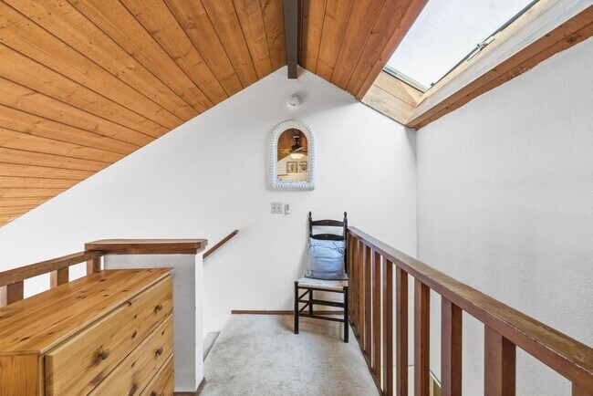 Building Photo - 731 Seacoast Dr