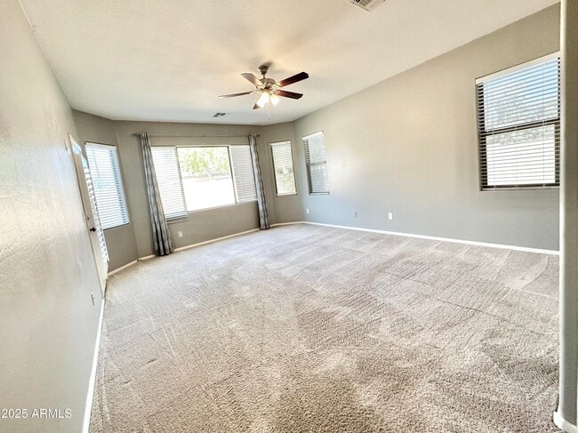 Building Photo - 17916 W Maui Ln