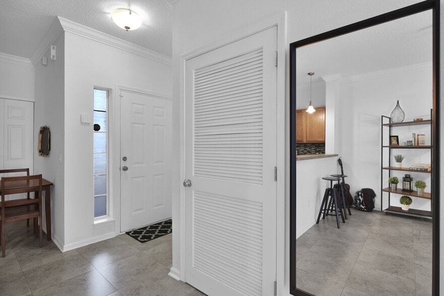 Building Photo - 377 Southern Branch Ln